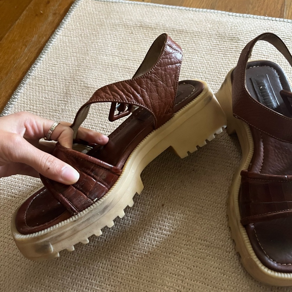 Spanish Leather Platform Sandals with Rubber outsole - Picture 4 of 5
